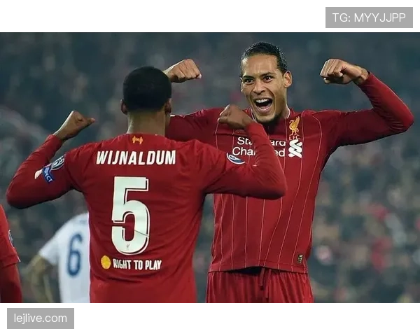 哲科与卡里乌斯如何在控球体系中推动多点参与？